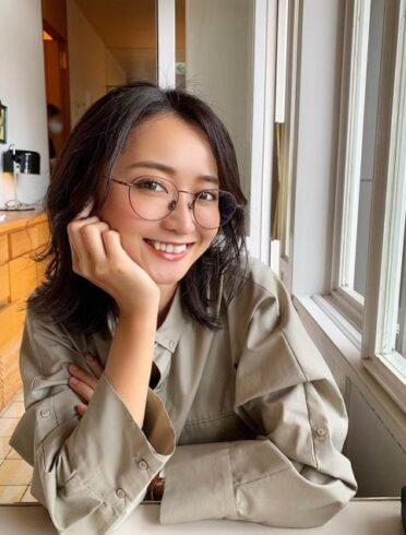 モデル_山吹香織