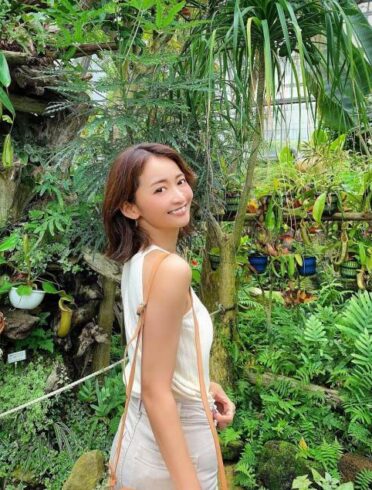 モデル_山吹香織