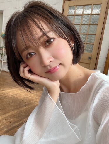 モデル_山吹香織