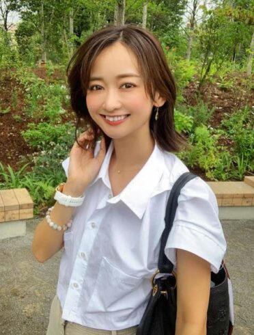 モデル_山吹香織