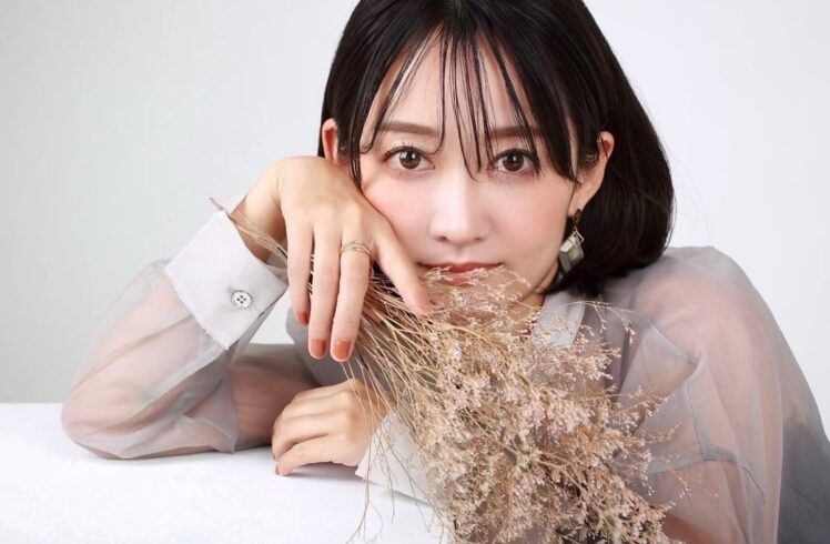 モデル_山吹香織